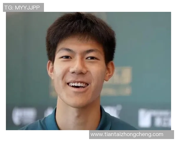 新晋球星崭露头角 各大足球豪门争相签约年轻才俊